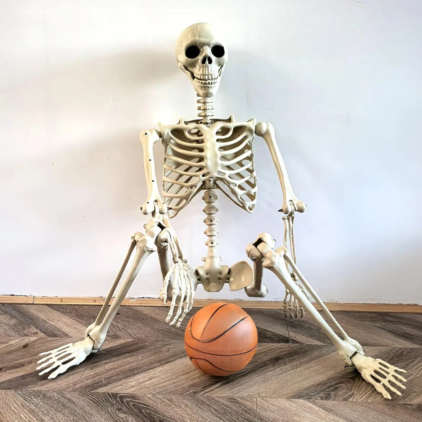 Life-Size Halloween Skeleton with Posable Joints for Garden & Spooky Photo Props