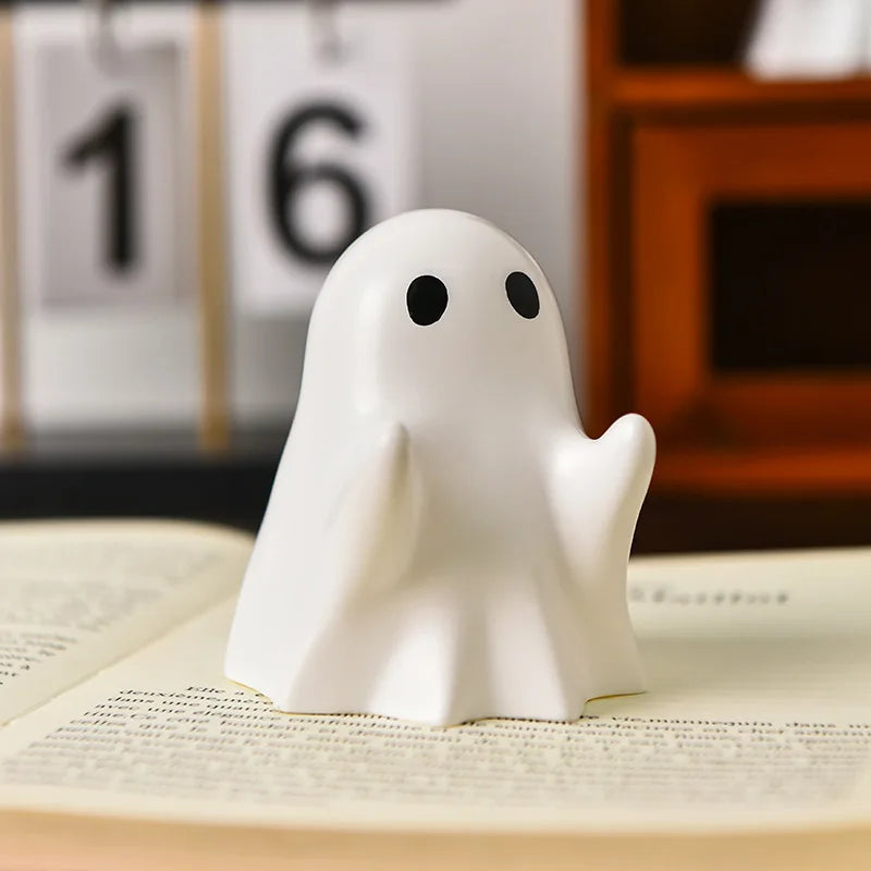 Halloween Cute Ghost Ornament Creative Desktop Decoration & Pen Holder